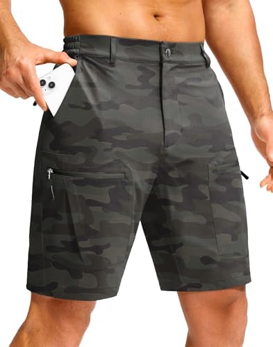 Men's hiking cargo shorts, green camo