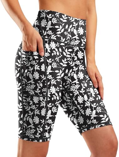 Women's 9" swim shorts with liner, white flower