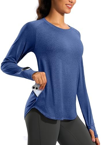 Women's long sleeve top, zip pocket, blue