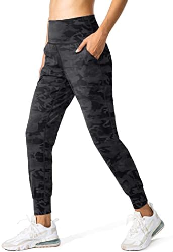 Women's loose yoga joggers, black camo