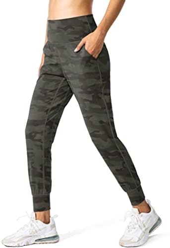 Women's loose yoga joggers, green camo